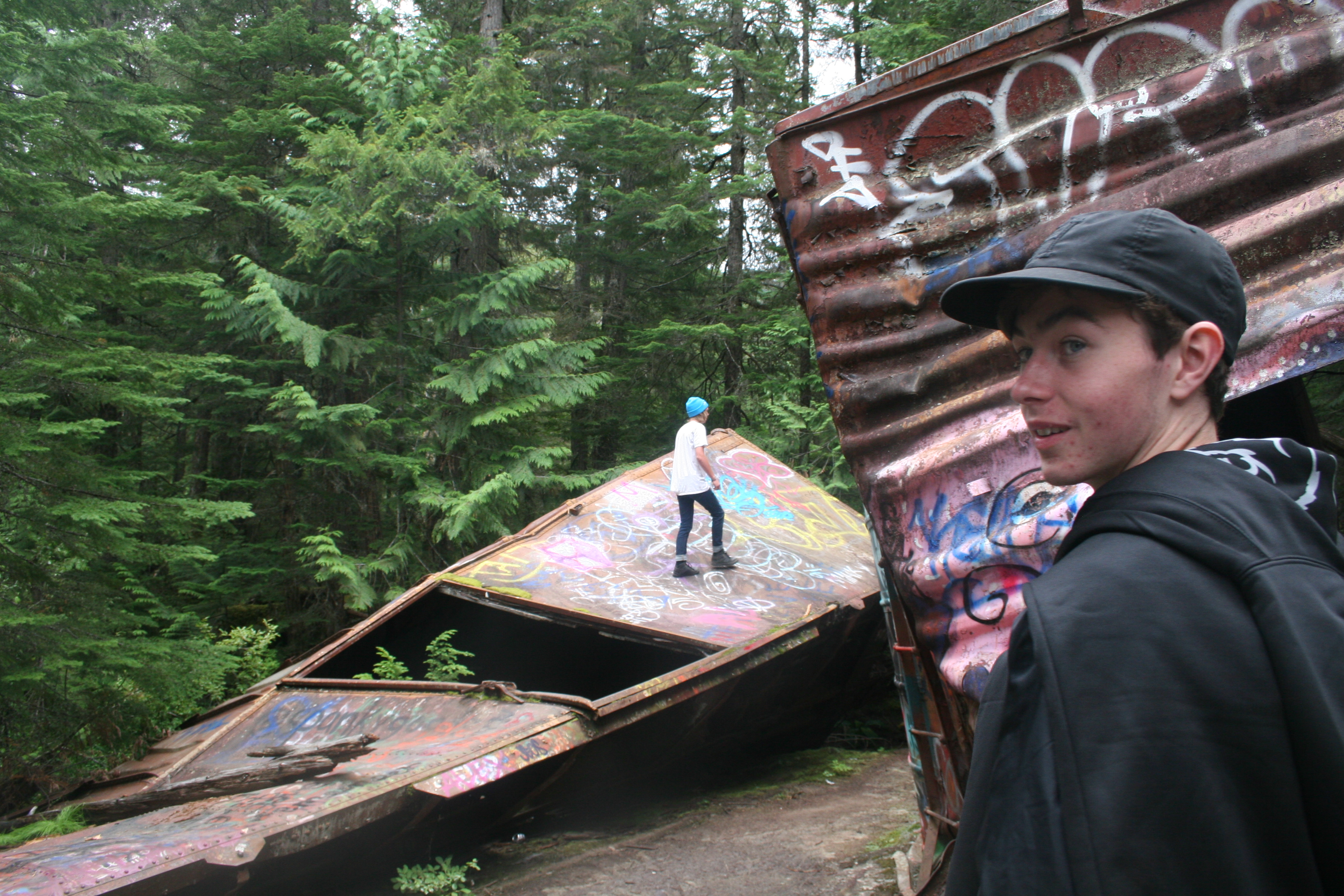 We get climbing on the train wreck containers with Shendo & Finn